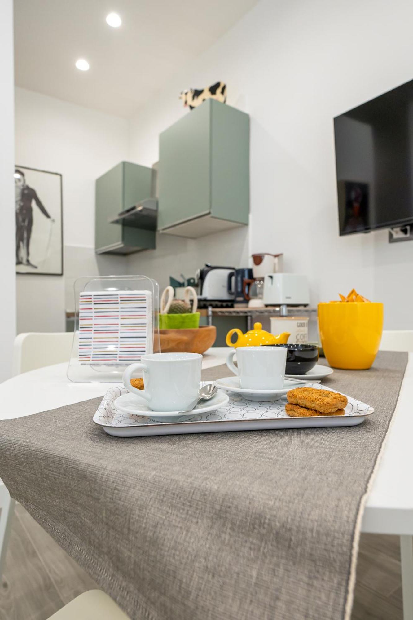Casa Carolina Apartment Наполи Екстериор снимка